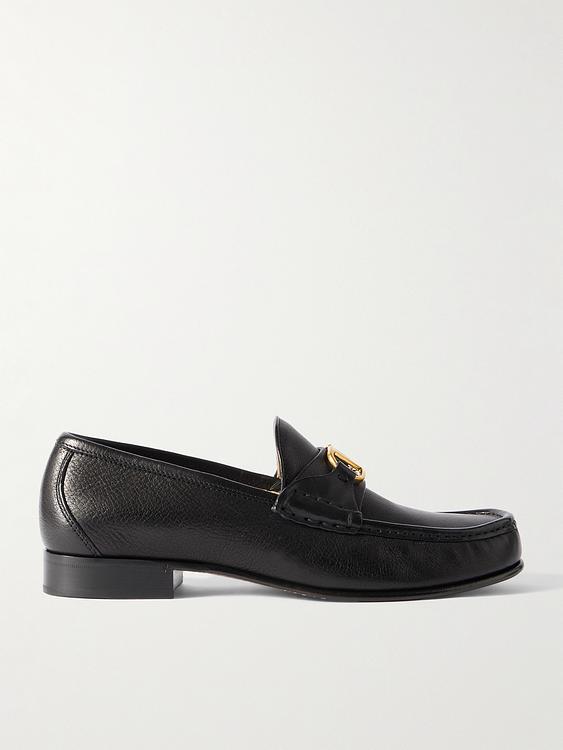Black loafers from Valentino Garavani