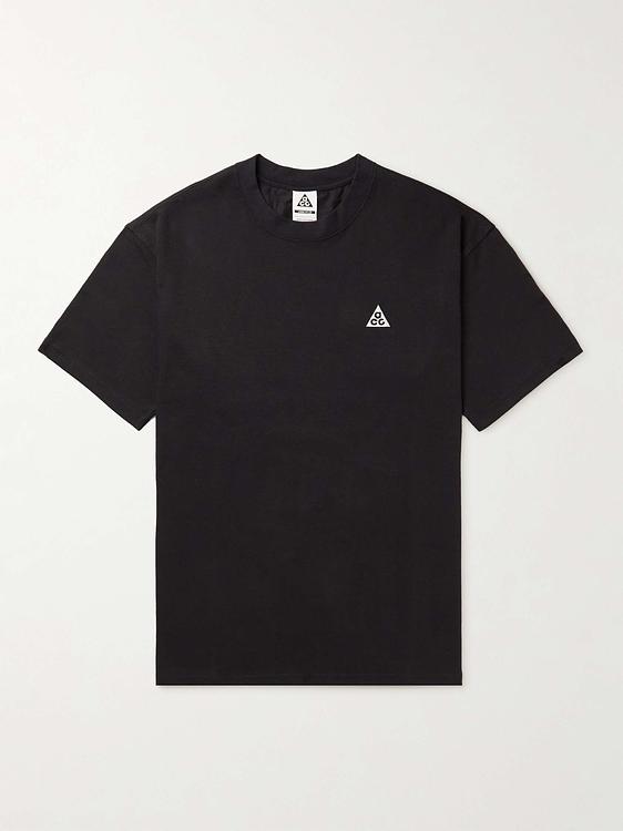Black t-shirt from Nike
