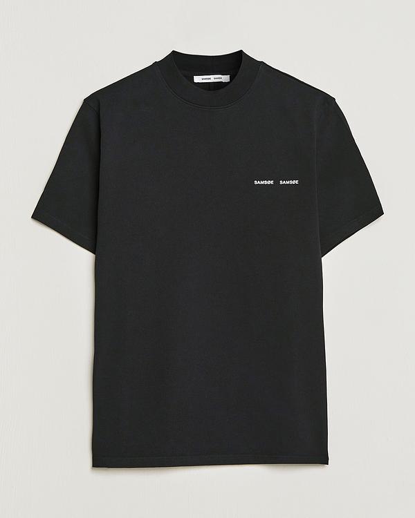 Black t-shirt from Samsøe & Samsøe