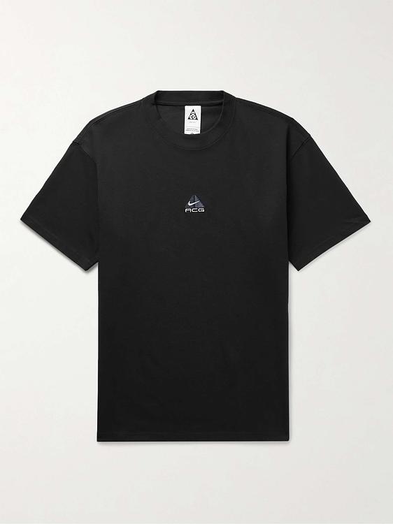 Black t-shirt from Nike