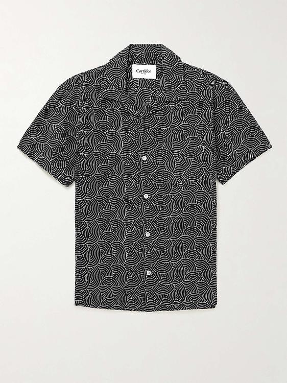 Black short sleeve shirt from Corridor
