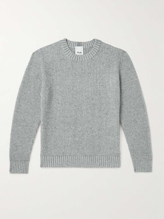 Grey cashmere sweater from Allude