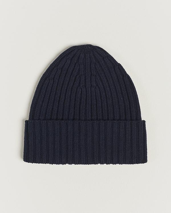 Black beanie from Piacenza Cashmere