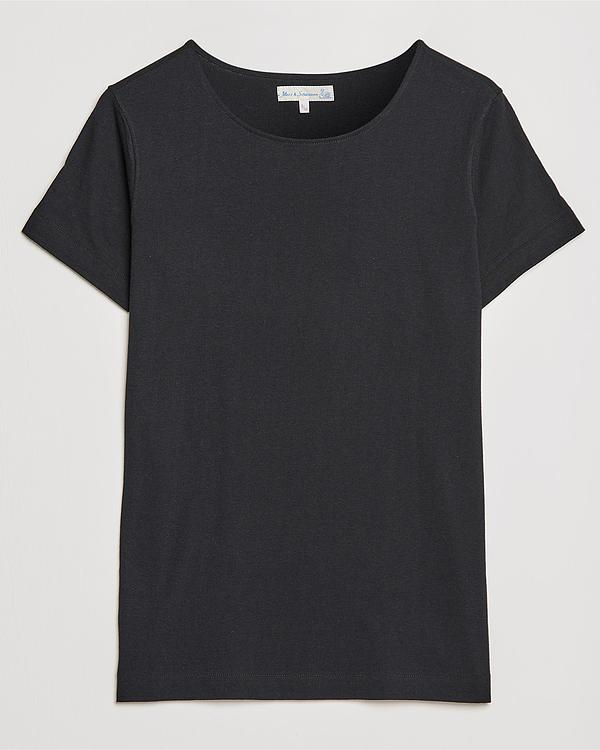 Dark grey t-shirt from Merz b. Schwanen