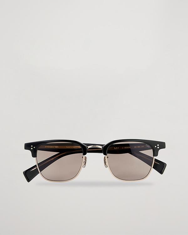 Black d-frame sunglasses from Eyevan 7285