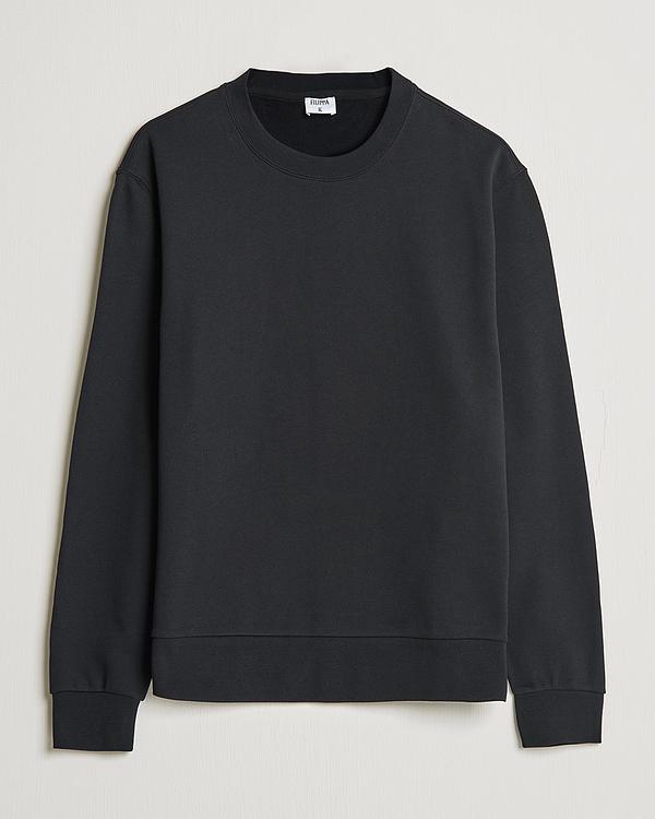 Black sweatshirt from Filippa K