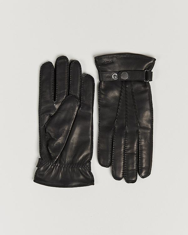 Black gloves from Hestra