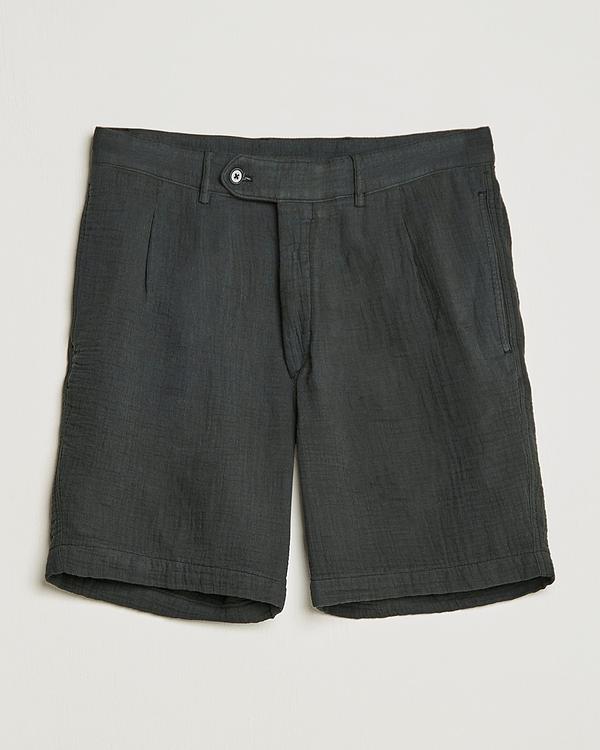 Dark grey chino shorts from Oscar Jacobson