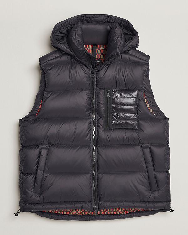 Dark grey vest from J.Lindeberg