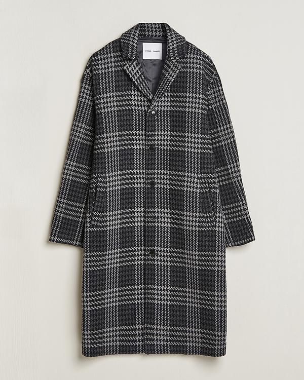 Checkered black coat from Samsøe & Samsøe