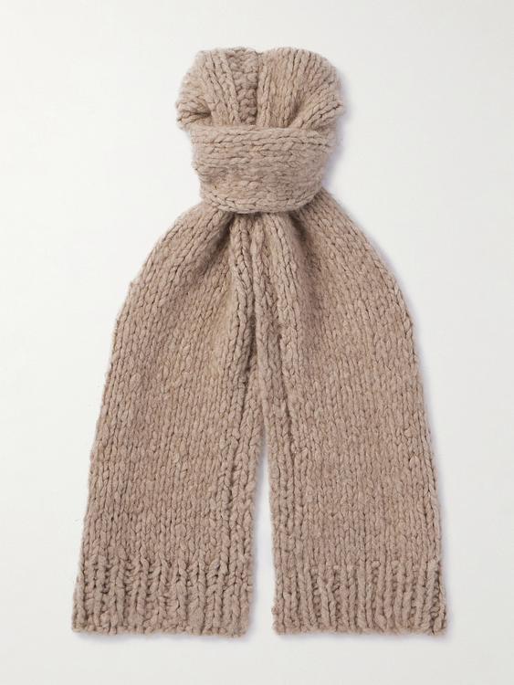 Grey scarve from Gabriela Hearst