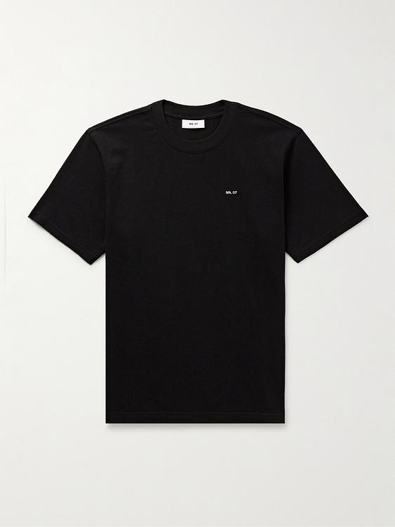 Black t-shirt from NN07