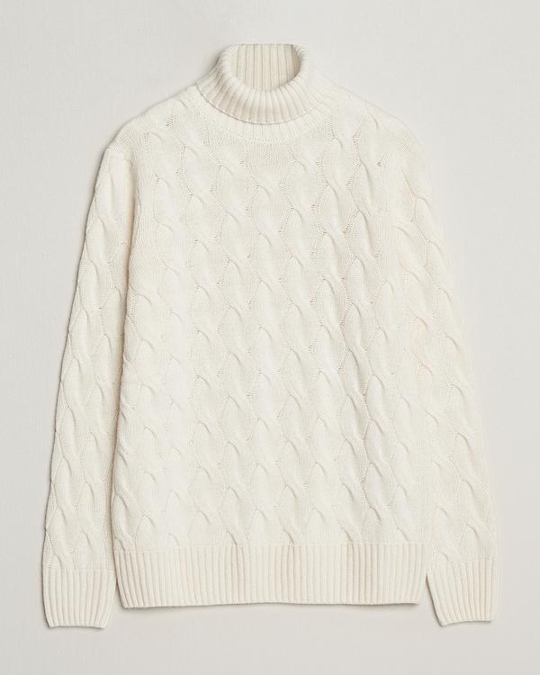 White turtleneck from Oscar Jacobson