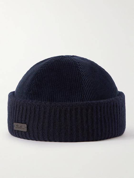 Black beanie from Loro Piana