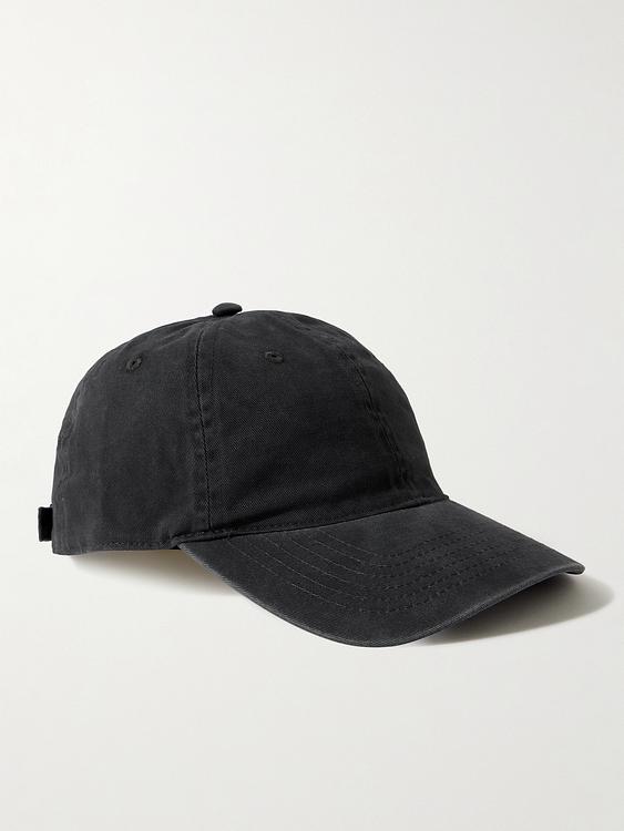 Black cap from John Elliott