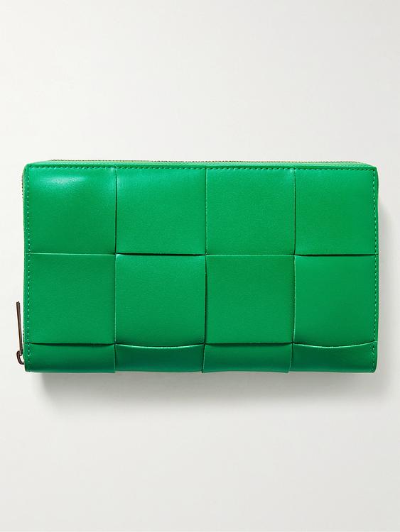 Green wallet from Bottega Veneta