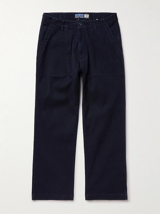 Black chino shorts from Blue Blue Japan