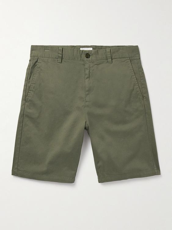 Dark green chino shorts from NN07