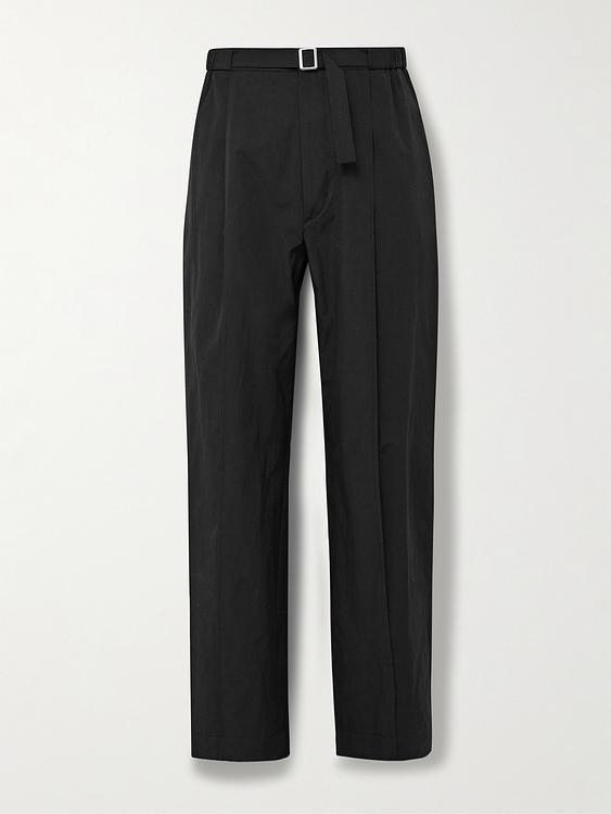 Black chinos from Amomento