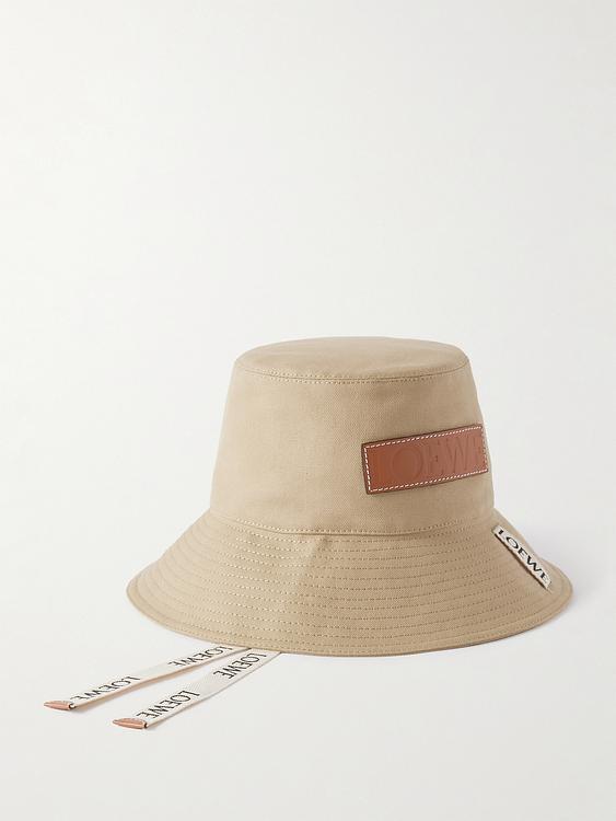 Beige hat from Loewe