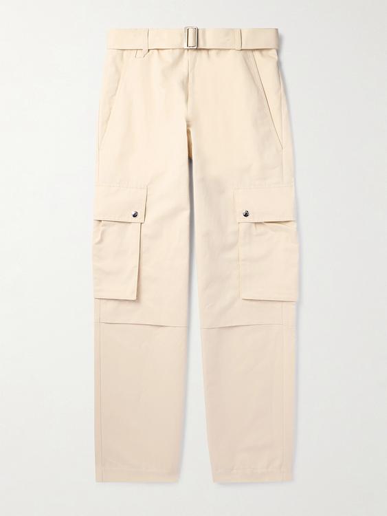 White cargo trousers from Jacquemus