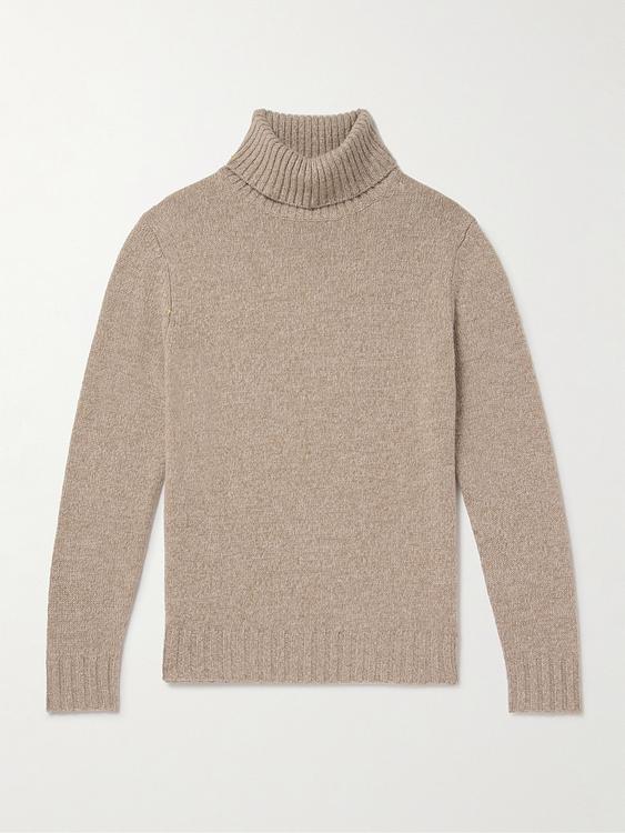 Grey turtleneck from Allude