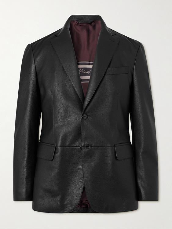 Black blazer from Brioni