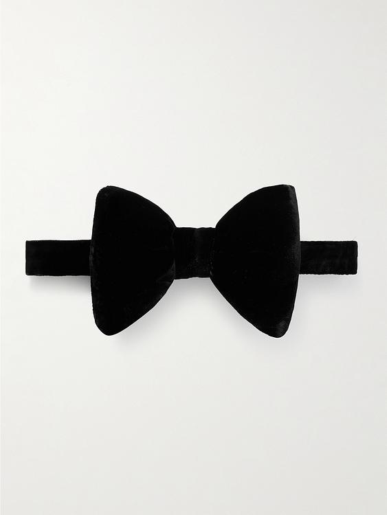 Black bow tie from Tom Ford