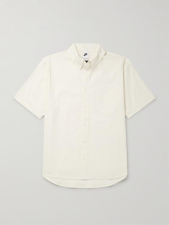 White short sleeve shirt from Nike