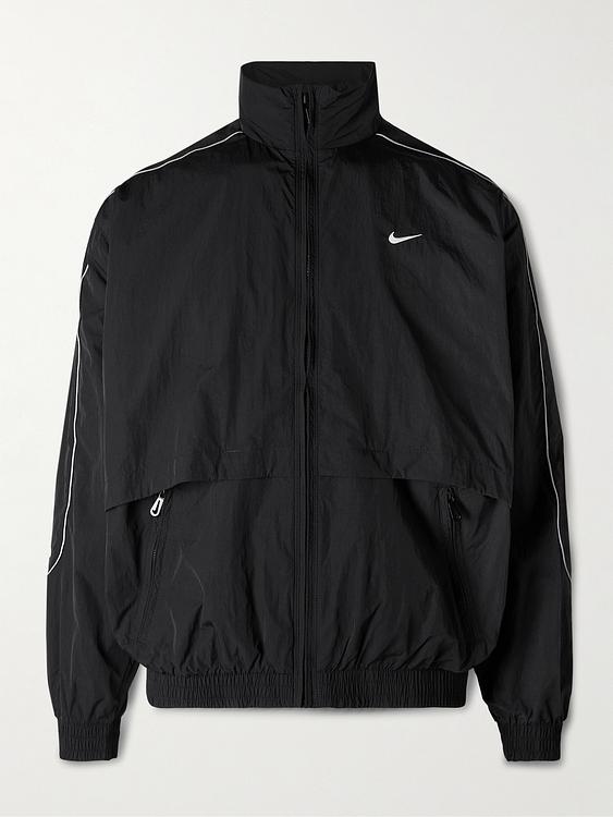 Black casual jacket from Nike