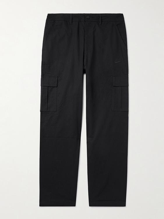 Black casual trousers from Nike