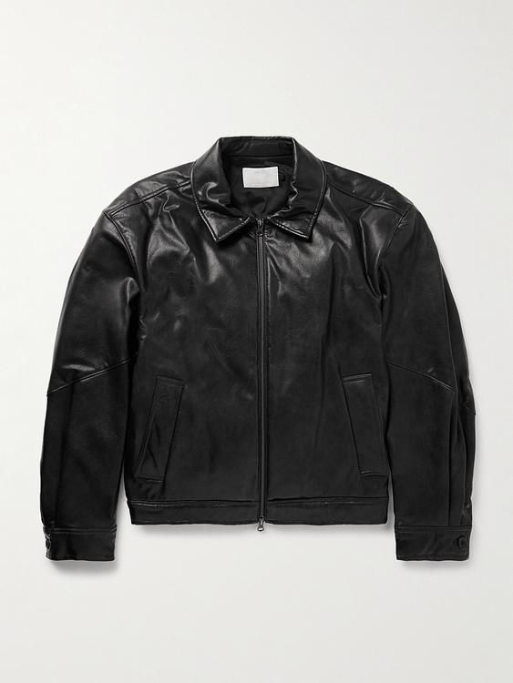 Black leather jacket from Amomento