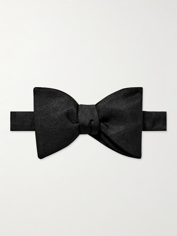 Black bow tie from Favourbrook