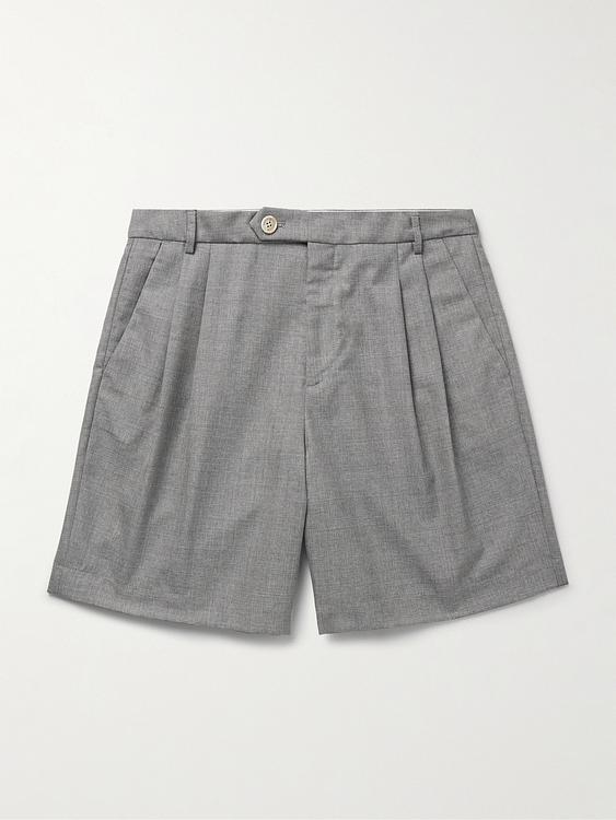 Grey chino shorts from Brunello Cucinelli
